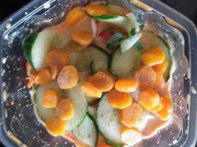 Gemischter Salat, mit Dressing | Hochgeladen von: erwin.maier1 Gemischter Salat, mit Dressing | Hochgeladen von: erwin.maier1