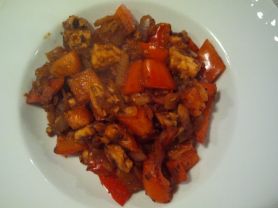 Paprika-Tomaten-Pfanne mit Hühnchen | Hochgeladen von: Ramona76