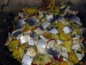 Bunter Kartoffel-Hering-Salat | Hochgeladen von: Volldurchgeknallt
