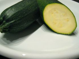 Zuchini, roh und natur | Foto: swainn Zuchini, roh und natur | Foto: swainn