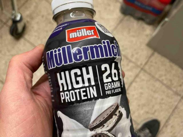 Müllermilch High Protein, Cookies and Cream by What2341 | Uploaded by: What2341