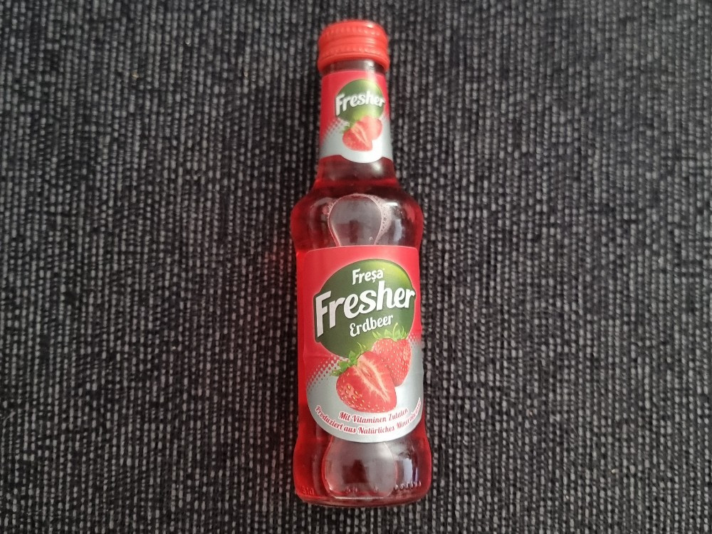 Hochgeladen von: mattttzzze Hochgeladen von: mattttzzze