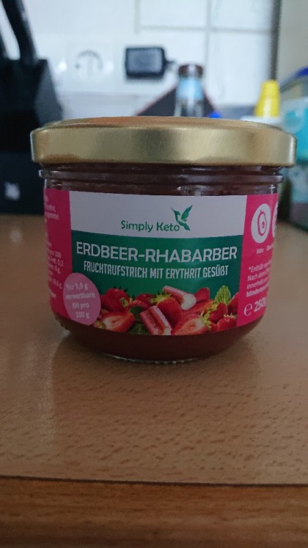 Erdbeer - Rhabarber Marmelade von annikathrin367 | Hochgeladen von: annikathrin367