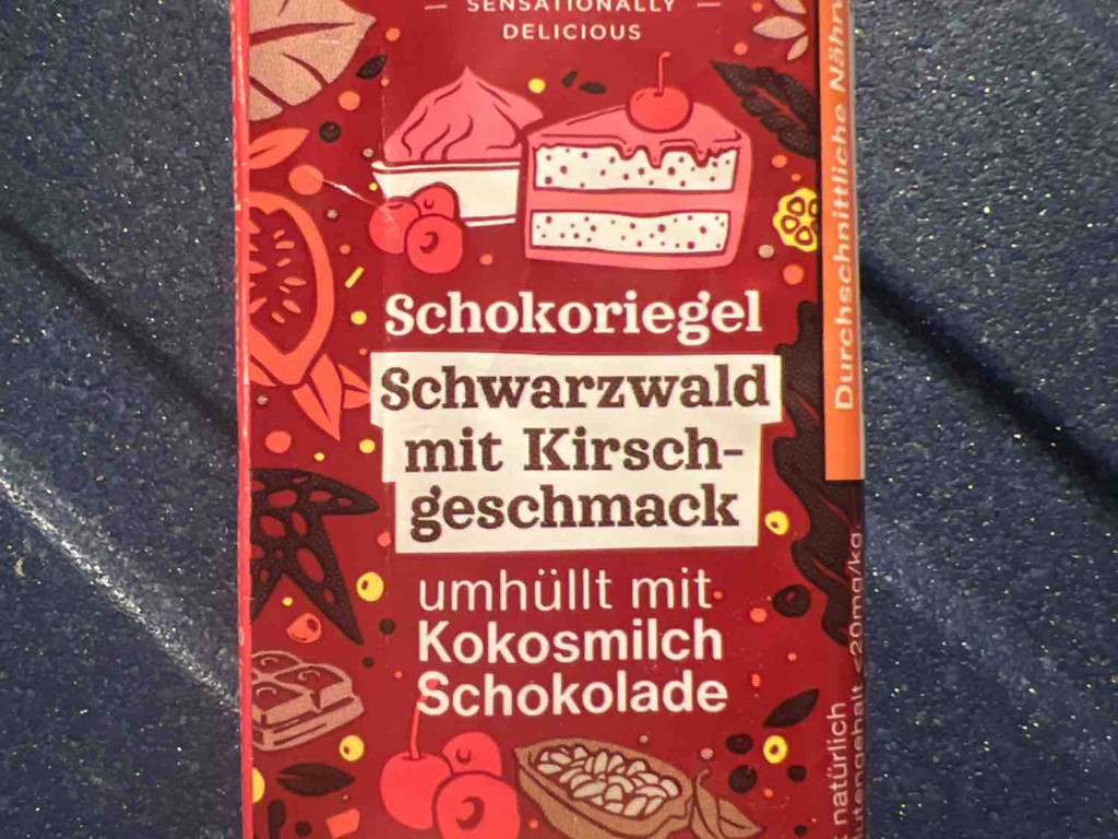 Schokoriegel Schwarzwald mit  Kirschgeschmack, umhüllt mit Kokos | Hochgeladen von: PeGaSus16
