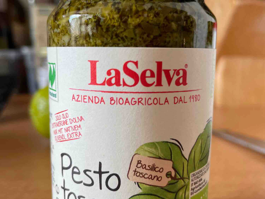 Pesto toscano, Basilikum Pesto by SinaS65 | Hochgeladen von: SinaS65
