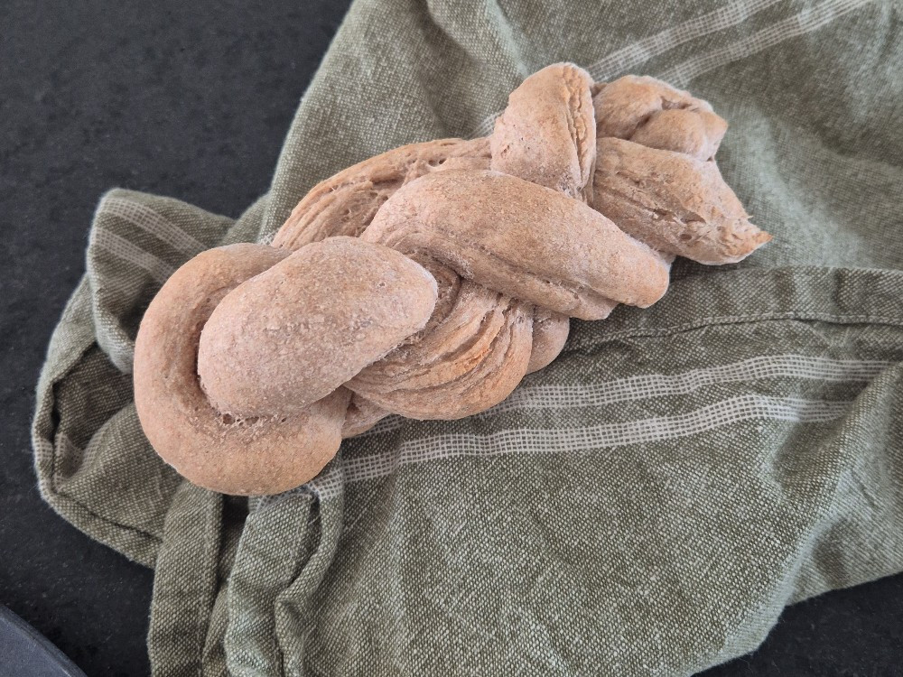 Hochgeladen von: celinenala