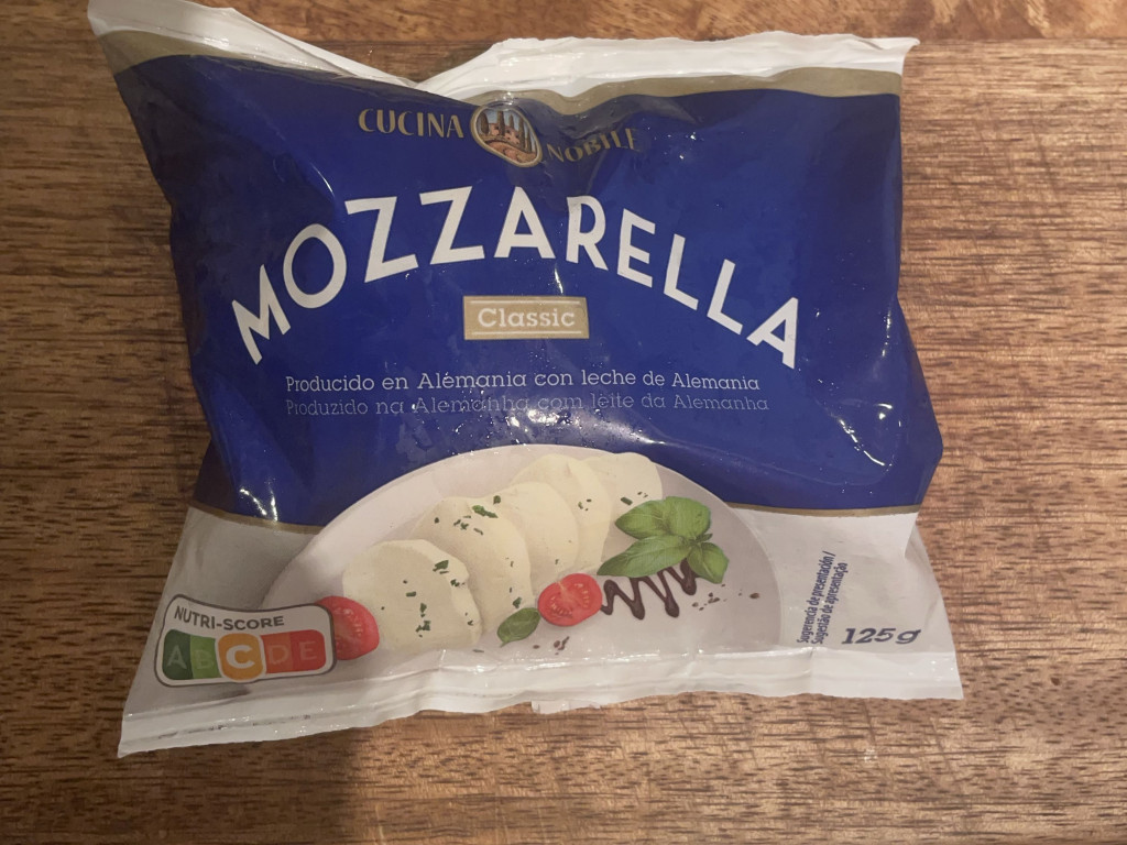 Mozzarella, classic von FranziSpamkasten | Hochgeladen von: FranziSpamkasten Mozzarella, classic von FranziSpamkasten | Hochgeladen von: FranziSpamkasten
