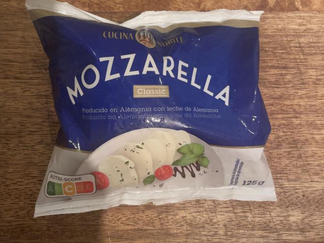 Mozzarella, classic von FranziSpamkasten | Hochgeladen von: FranziSpamkasten Mozzarella, classic von FranziSpamkasten | Hochgeladen von: FranziSpamkasten