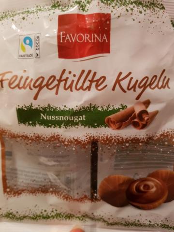 Kugeln feingefüllt mit Nussnougat von danabibi764 | Hochgeladen von: danabibi764