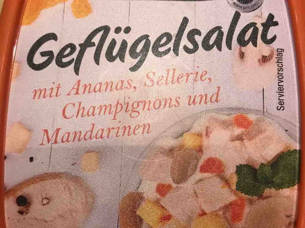 Geflügelsalat mit Ananas, Sellerie, Champions und Mandarinen von | Hochgeladen von: lexy83