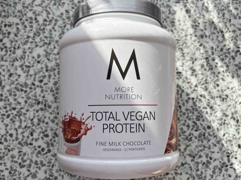 Total vegan Protein Fine Milk Chocolate von DramaQueenSue | Hochgeladen von: DramaQueenSue