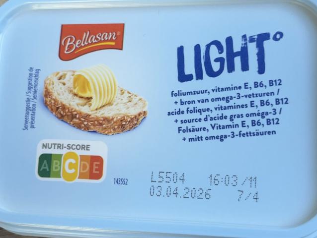 Hochgeladen von: Hiyorii