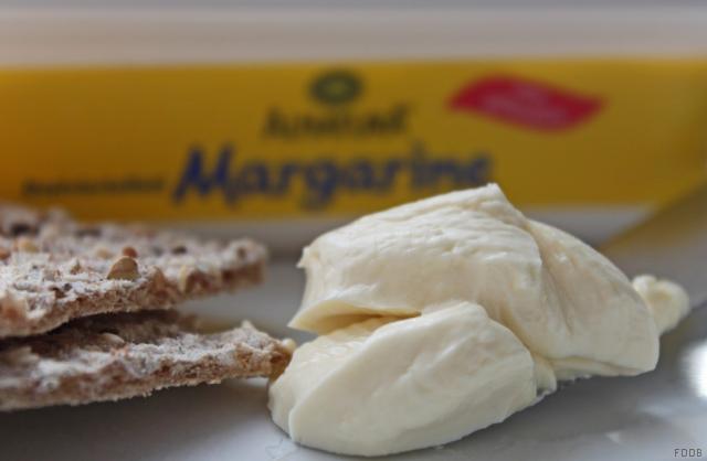 Margarine mit raps- und Walnussöl | Hochgeladen von: JuliFisch