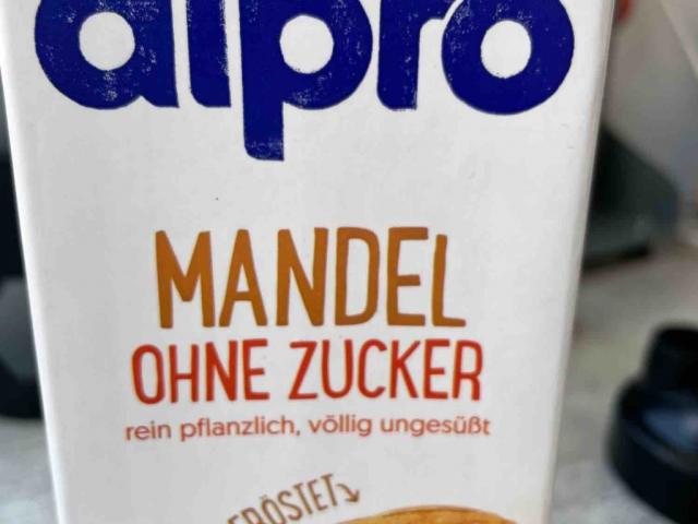 Mandelmilch, ohne zucker by AiaAla | Uploaded by: AiaAla