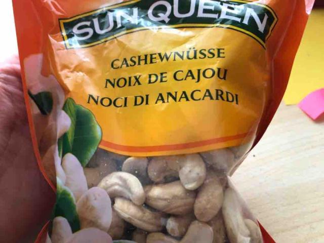 cashew by LauraEsp | Uploaded by: LauraEsp