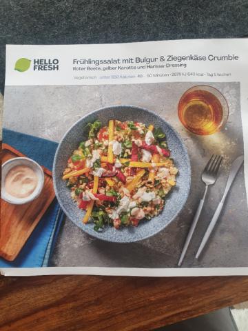 Hellofresh  Frühlinssalat mit Bulgur und Ziegenkäse Crumble von  | Hochgeladen von: Thore98