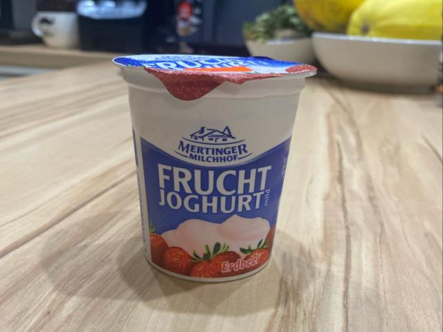 Fruchtjoghurt mild, Erdbeere von Lxtixia | Hochgeladen von: Lxtixia