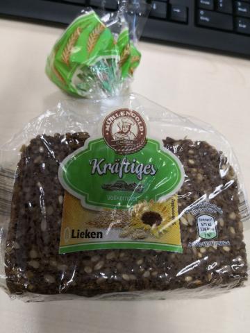 Kräftiges Vollkornbrot von DorianBlueeye | Hochgeladen von: DorianBlueeye