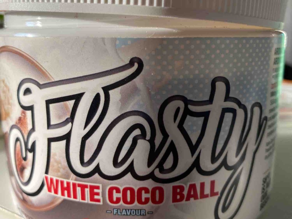 Flasty White Coco Ball von Sickloves | Hochgeladen von: Sickloves