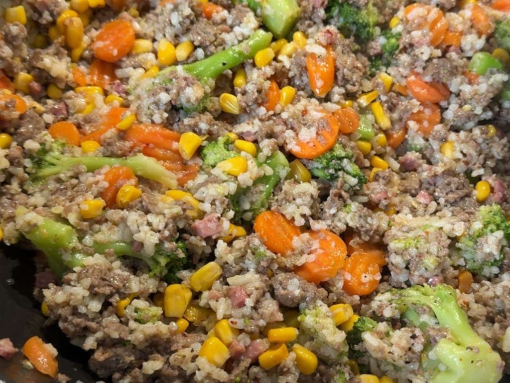 Gemüse-Hackfleisch-Pfanne, BBS1 von Feuerherz98 | Hochgeladen von: Feuerherz98 Gemüse-Hackfleisch-Pfanne, BBS1 von Feuerherz98 | Hochgeladen von: Feuerherz98