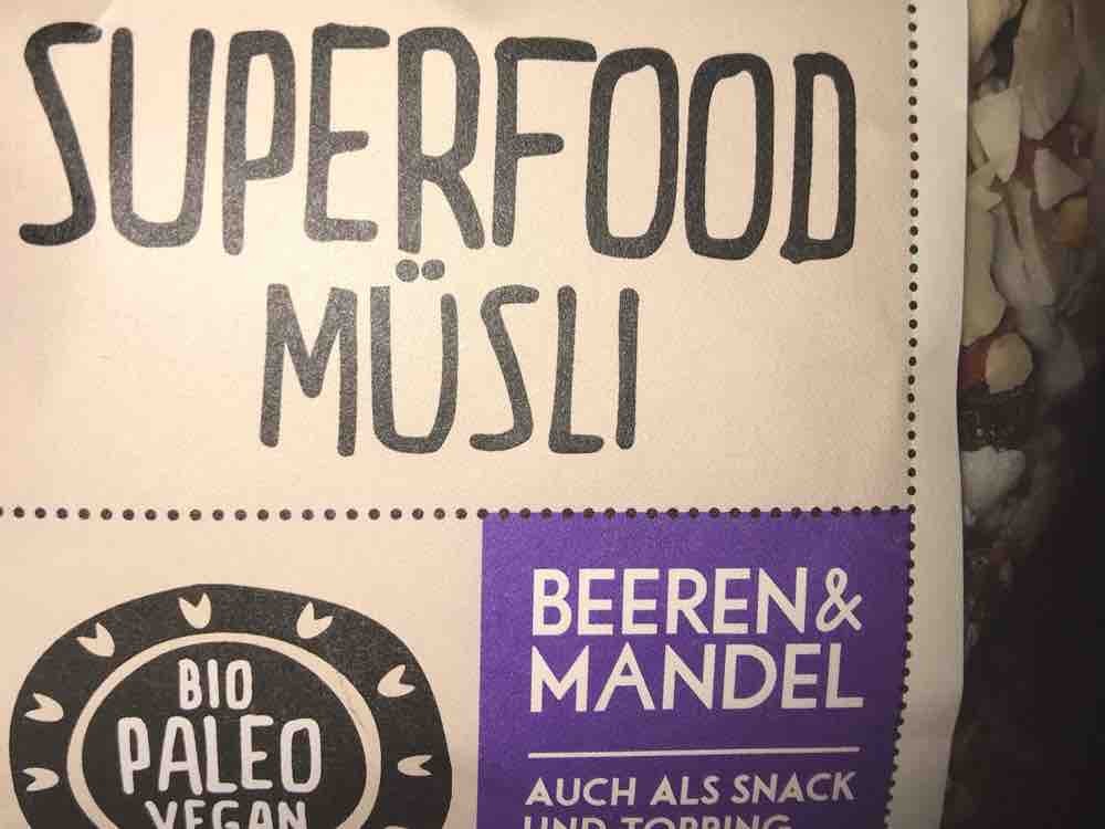 Superfood Müsli, Beeren und Mandel von tatjanabrejdow | Hochgeladen von: tatjanabrejdow