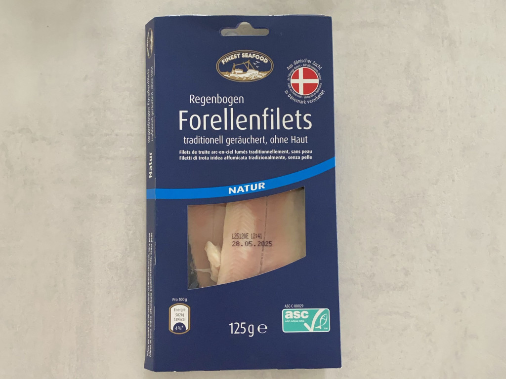 Forellenfilets traditionell geräuchert, Finest Seafood von sim00 | Hochgeladen von: sim00ne Forellenfilets traditionell geräuchert, Finest Seafood von sim00 | Hochgeladen von: sim00ne