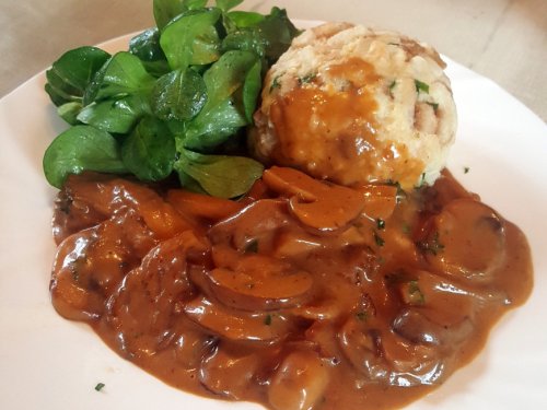 Hochgeladen von: Tut Jan