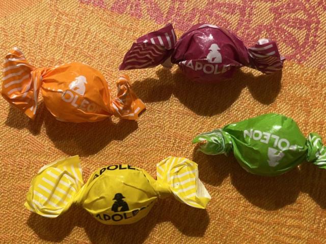 Hochgeladen von: Susanne Simon Hochgeladen von: Susanne Simon