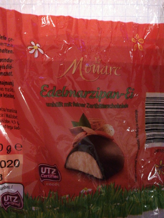 Edelmarzipan-Ei, umhüllt mit feiner Zartbitterschokolade von p.i | Hochgeladen von: p.ia