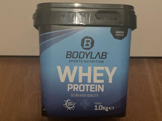 Hochgeladen von: consti187