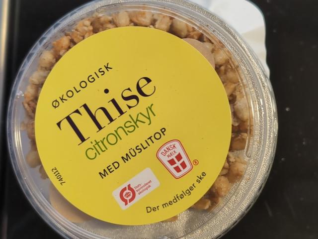 Hochgeladen von: XYukirin