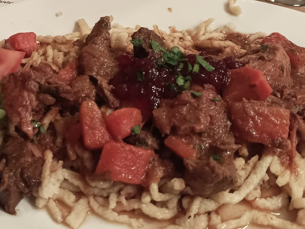 Hochgeladen von: moetreatsia