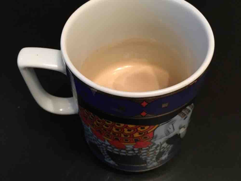 Kaffee mit Milch, 150ml Kaffee   50ml Milch 3,8% Fett von PARN | Hochgeladen von: PARN