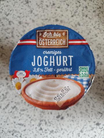 cremiges Joghurt, 3.6% Fett gerührt by JFGoennedy | Uploaded by: JFGoennedy