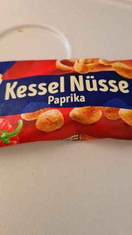 Kessel Nüsse, Paprika by jfarkas | Hochgeladen von: jfarkas