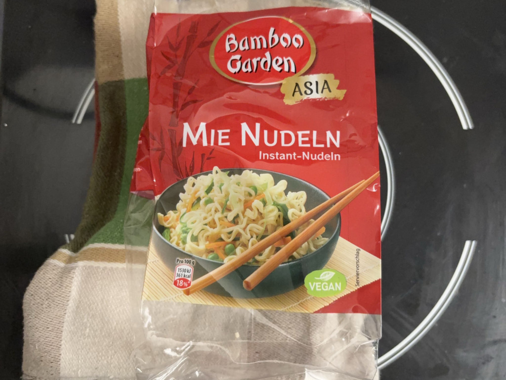 Mie Nudeln, 1,2 von sunh1nef1nn | Hochgeladen von: sunh1nef1nn Mie Nudeln, 1,2 von sunh1nef1nn | Hochgeladen von: sunh1nef1nn