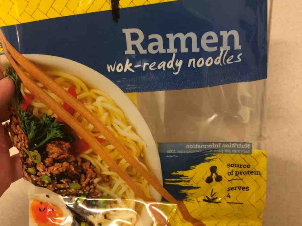 Ramen, wok-ready noodles von LizzRei | Hochgeladen von: LizzRei