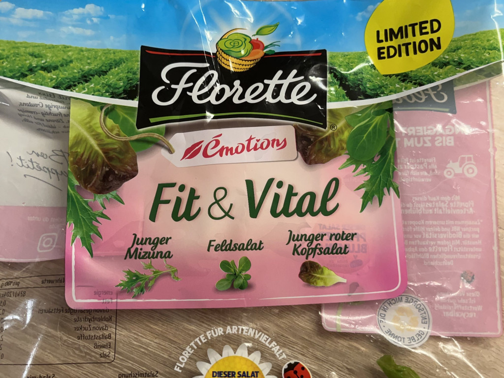 Hochgeladen von: Traccy