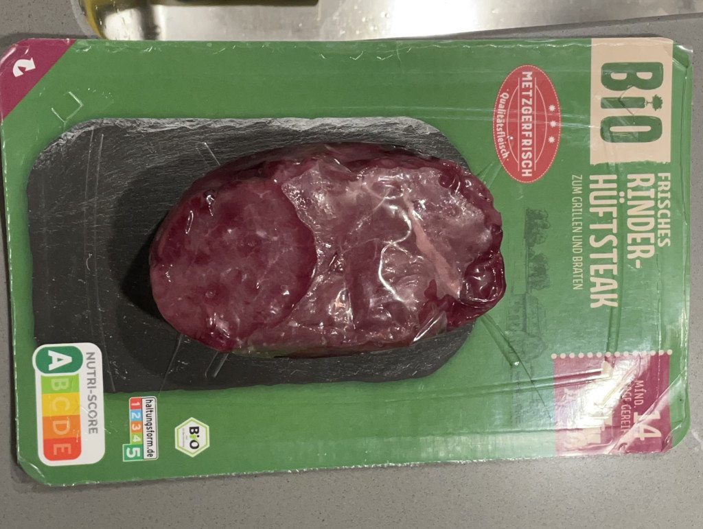 Hochgeladen von: colleeen