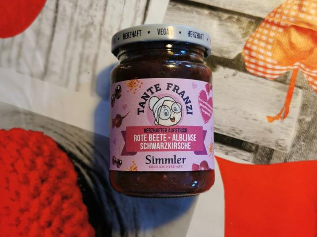 Hochgeladen von: Stella Falkenberg Hochgeladen von: Stella Falkenberg