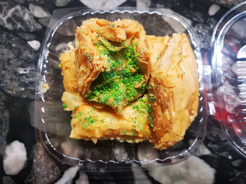 Baklawa mit Erdnüssen, arab. Gebäck von broberlin | Hochgeladen von: broberlin