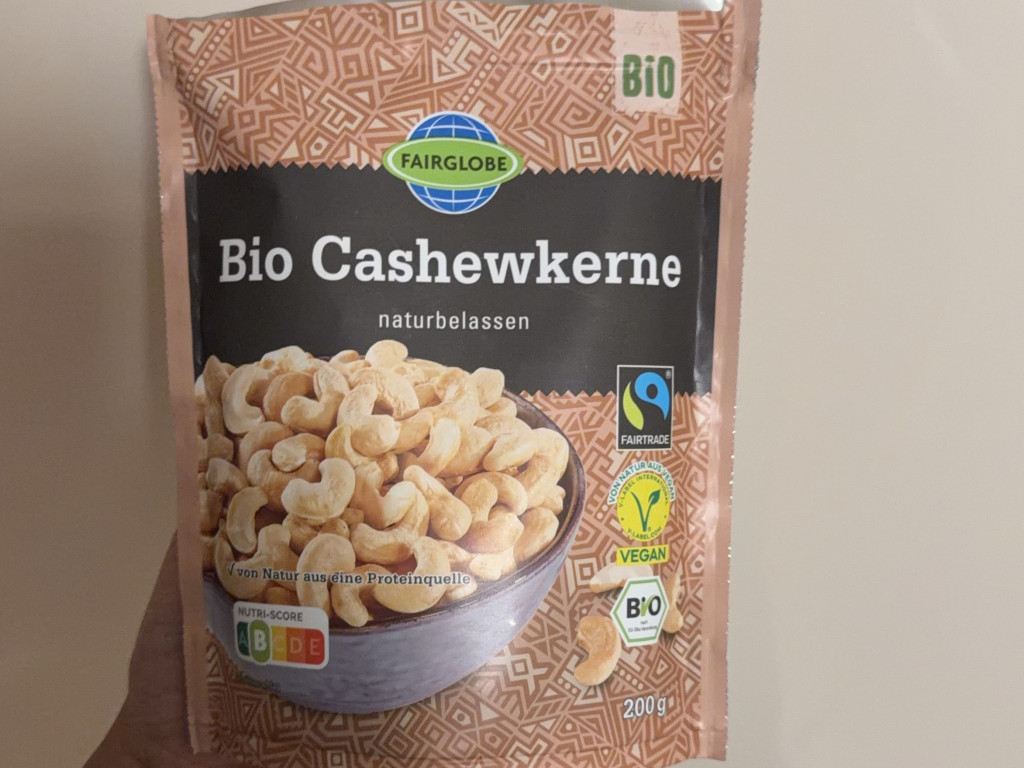 Hochgeladen von: cashmeeen