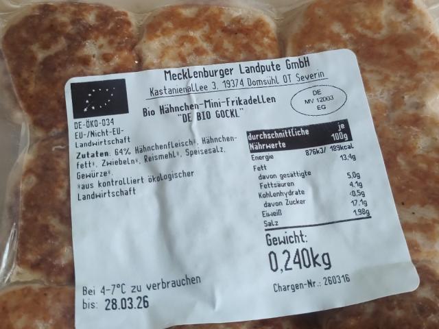 Hochgeladen von: mochachuck Hochgeladen von: mochachuck