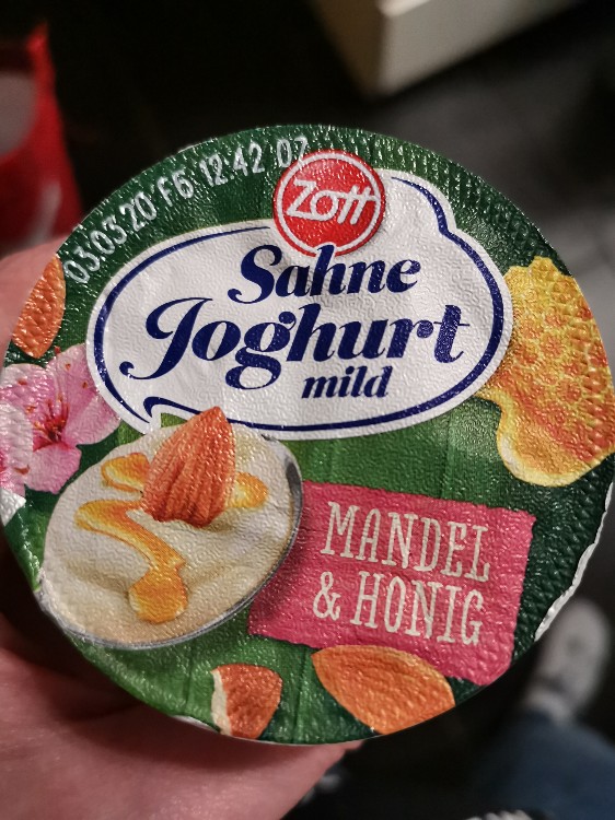 Sahne Joghurt mild, Mandel & Honig von jessicaterrorzic742 | Hochgeladen von: jessicaterrorzic742