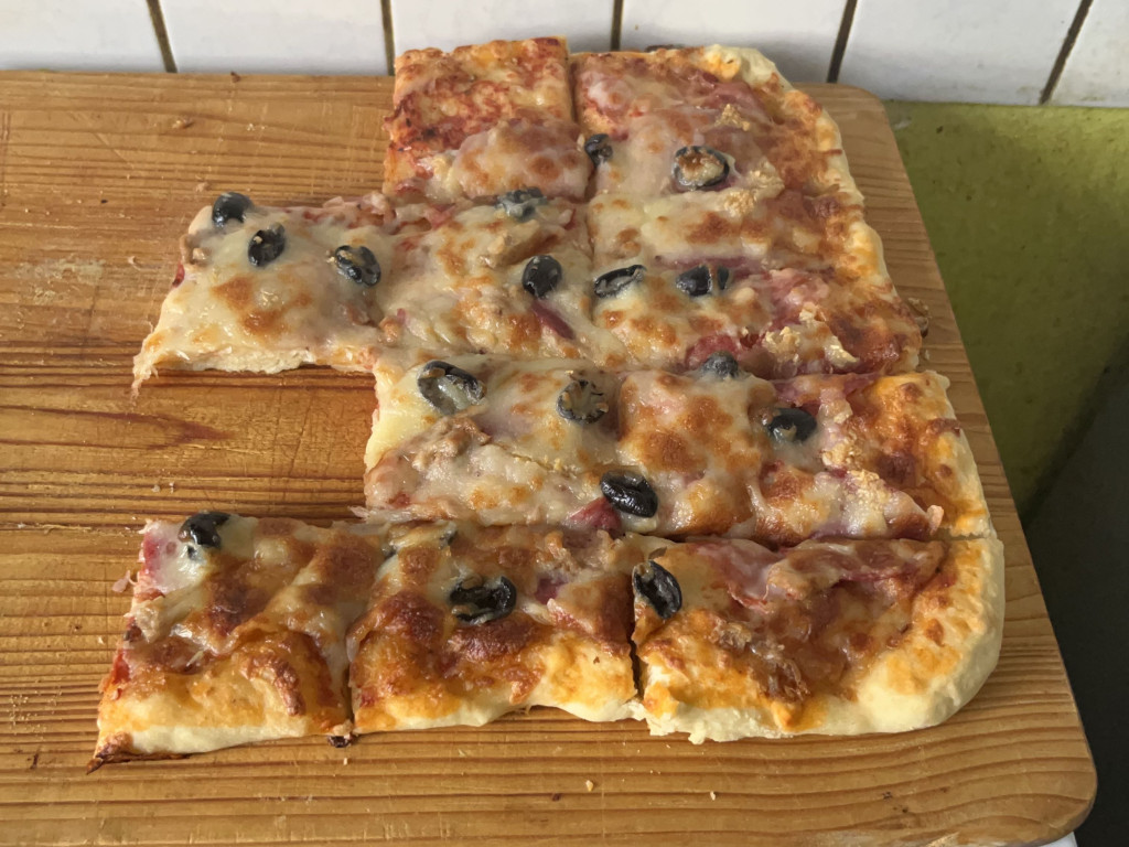 Hochgeladen von: LeKKk Hochgeladen von: LeKKk