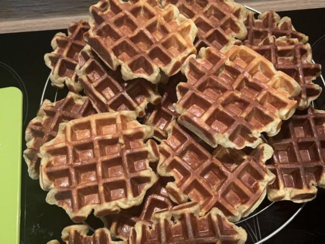 Hochgeladen von: Pia191101 Hochgeladen von: Pia191101