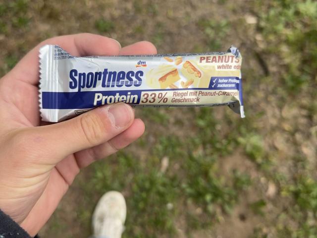 Sportness Riegel mit peanut-caramel-Geschmack, 33% von Kajetan21 | Hochgeladen von: Kajetan21 Sportness Riegel mit peanut-caramel-Geschmack, 33% von Kajetan21 | Hochgeladen von: Kajetan21