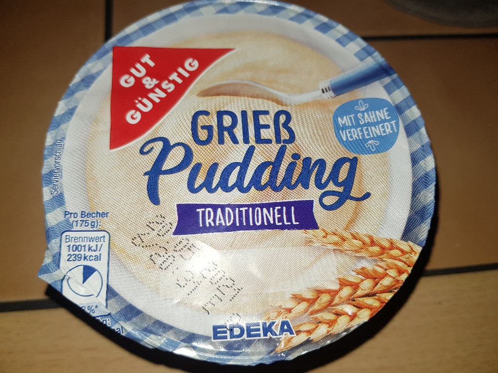Grieß Pudding traditionell, mit Sahne verfeinert von mieken8 | Hochgeladen von: mieken8