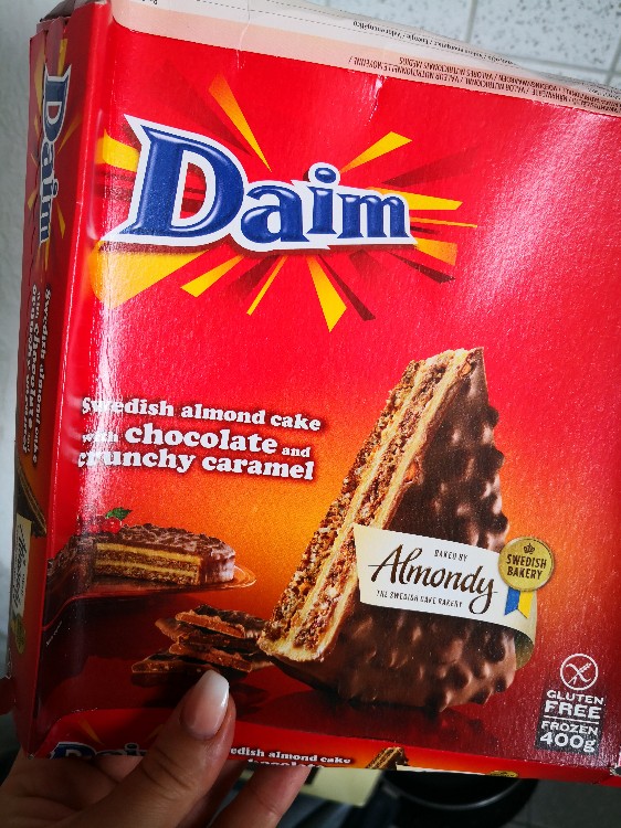 Daim Swedish almond cake , with chocolate and crunchy caramel  v | Hochgeladen von: litauina