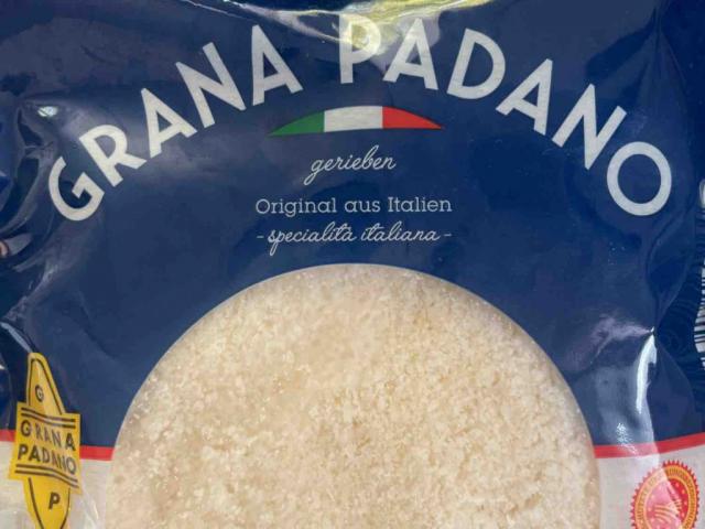 Grabs Padano, gerieben by HannaSAD | Uploaded by: HannaSAD